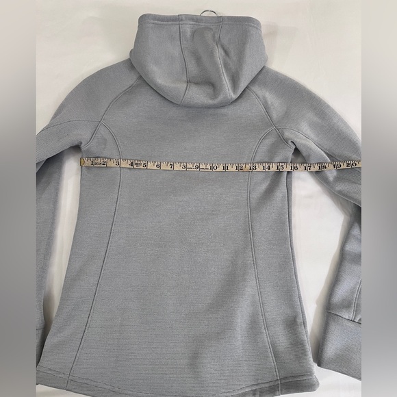 UNDER ARMOR GREY HOODED ZIP JACKET - Women’s Small - Zip pockets - Picture 8 of 10